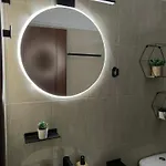 Simple Apartament *